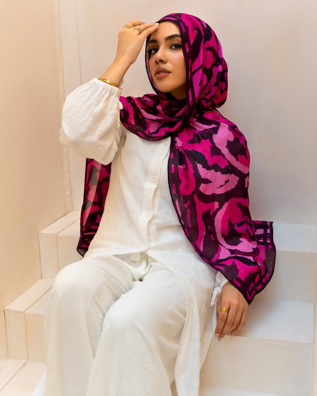 Crimson Whirl - Modal Hijab
