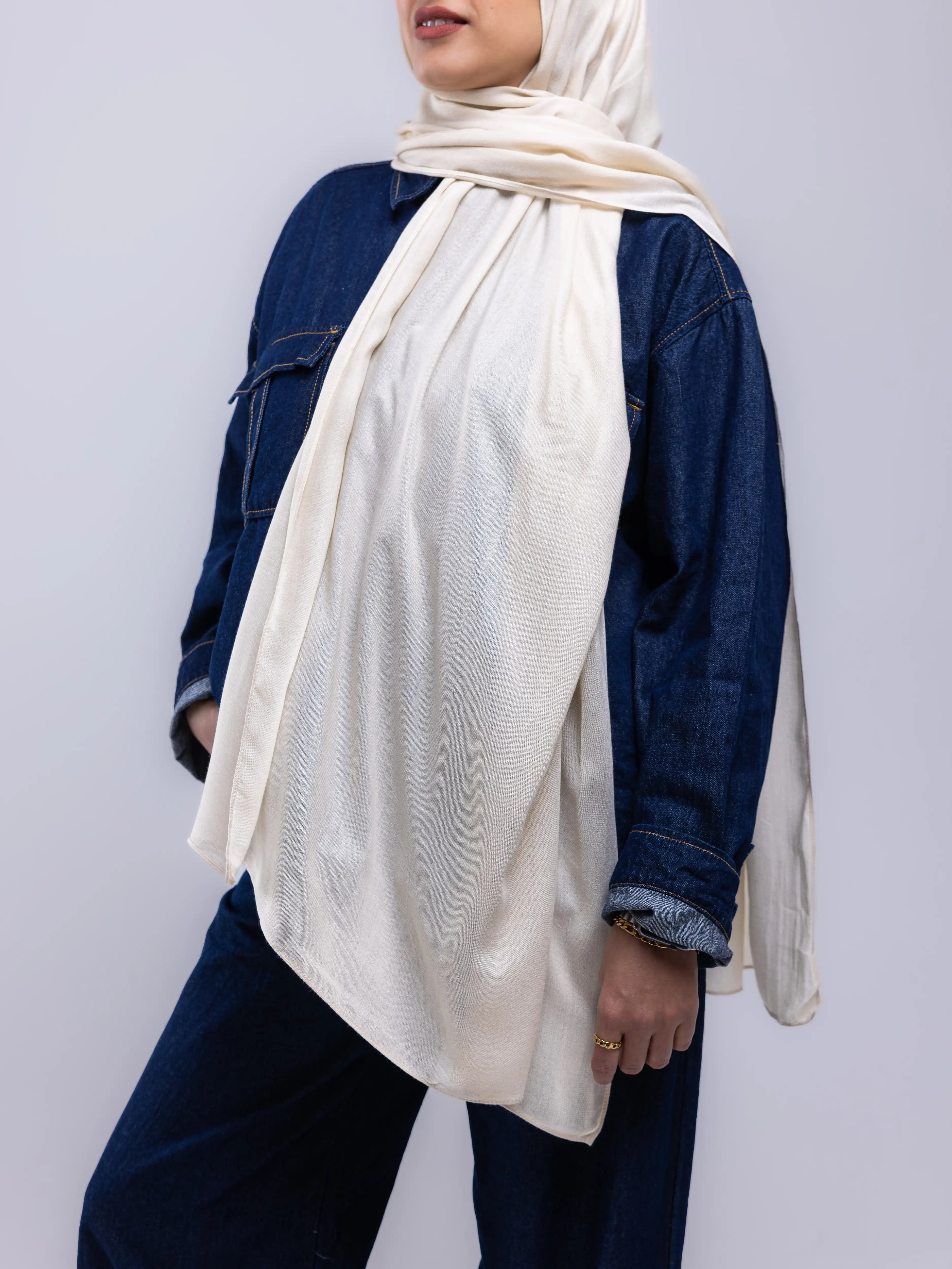 Ivory – Premium Modal