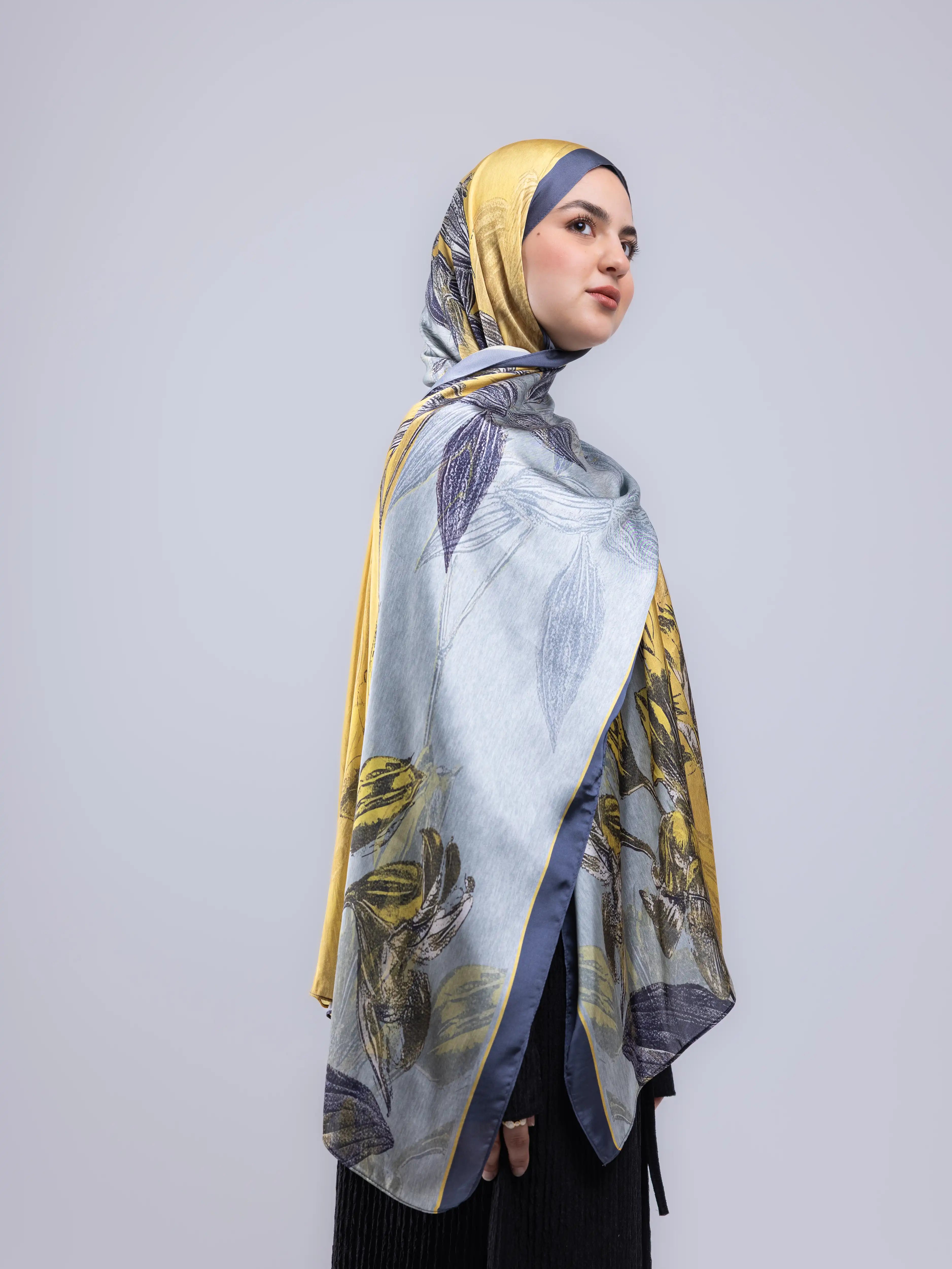 Aura – Premium Satin