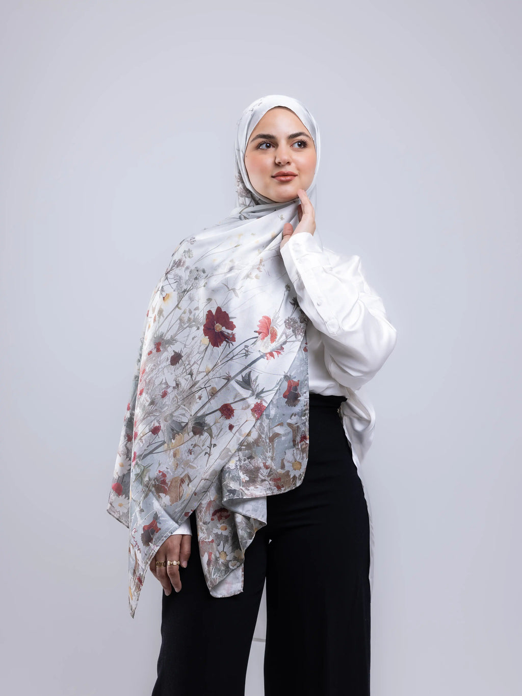 Still – Premium Satin