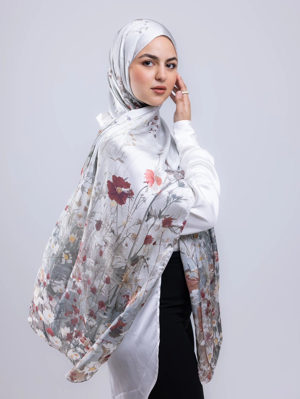 Still – Premium Satin