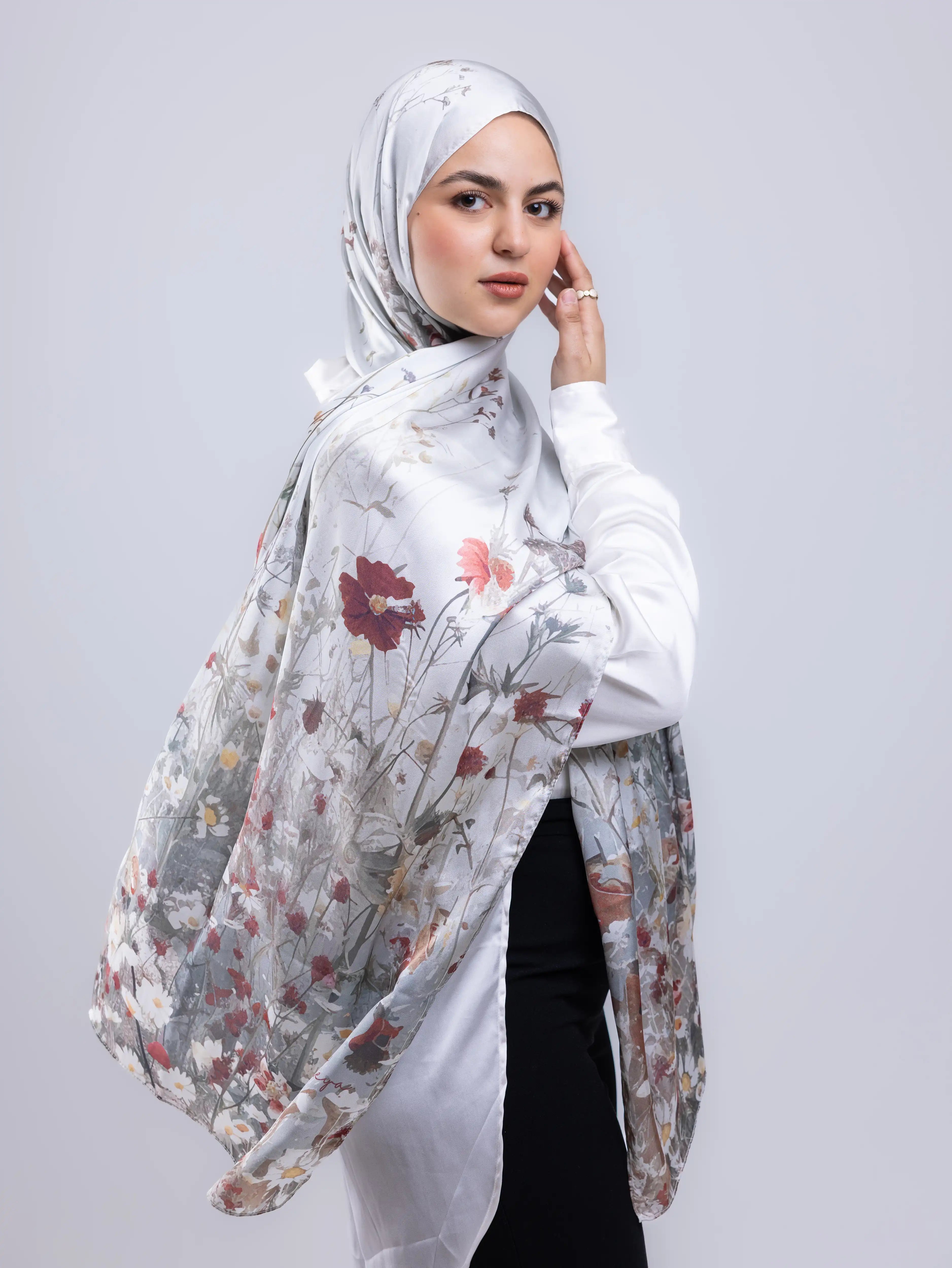 Still – Premium Satin