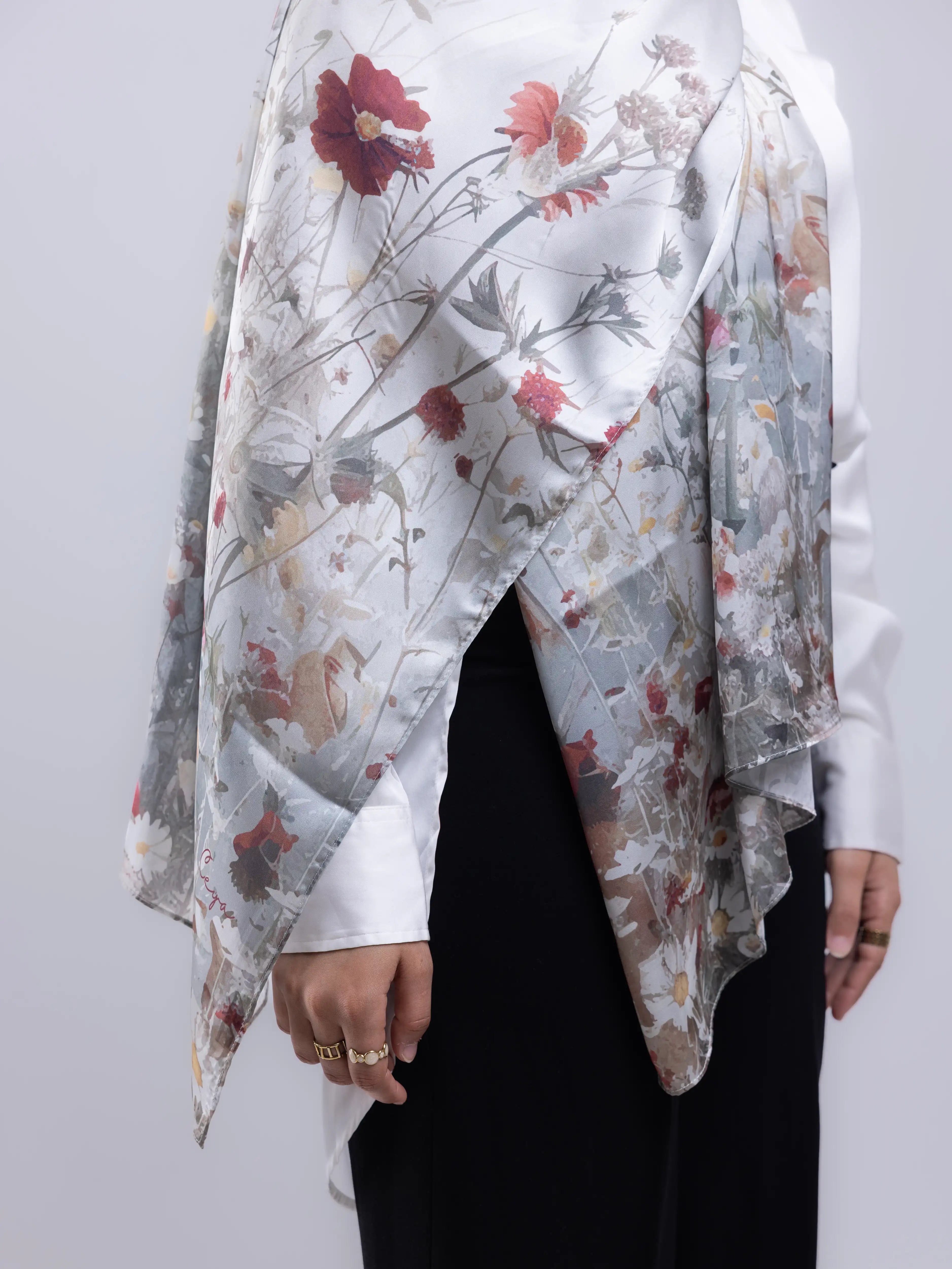 Still – Premium Satin