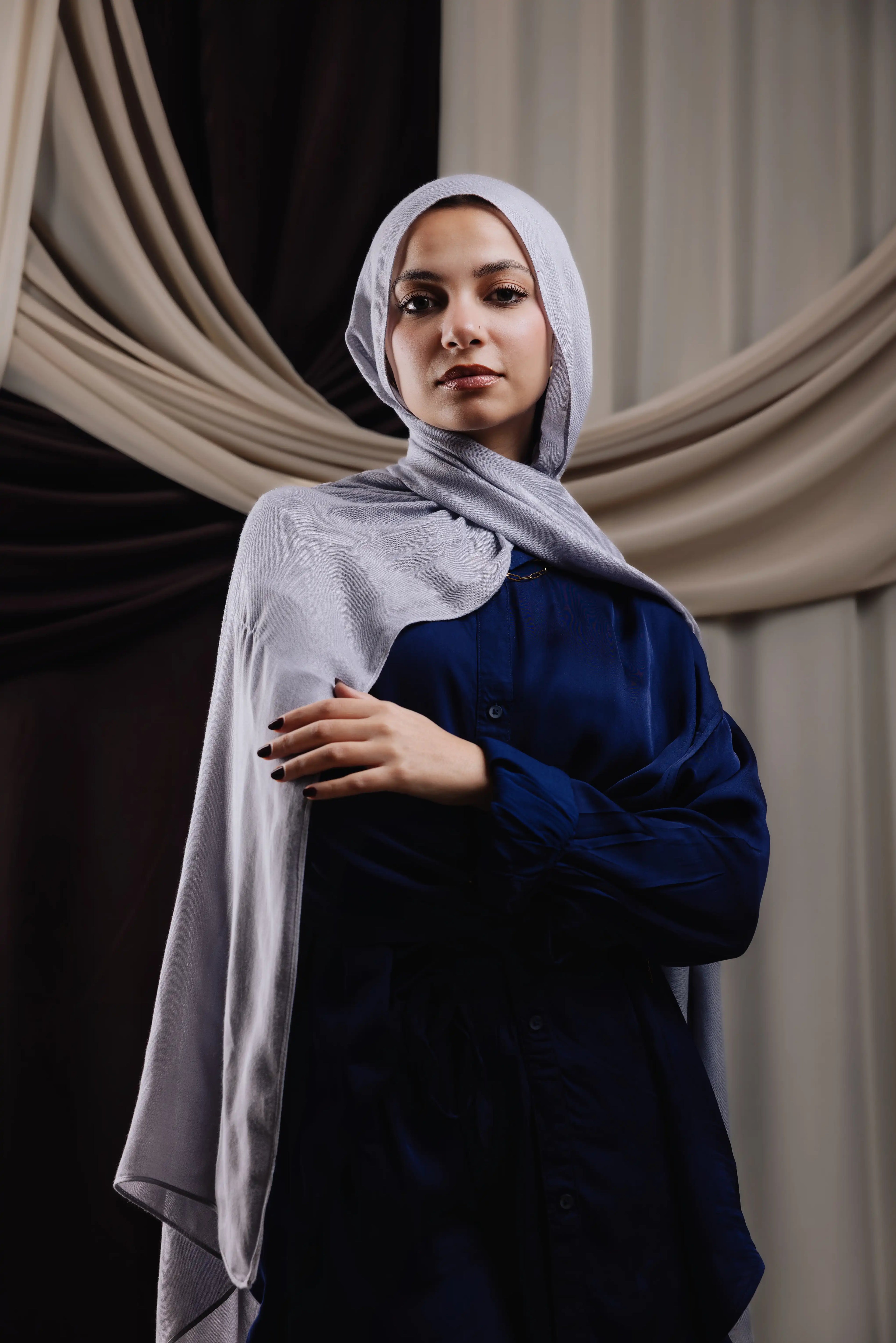 Mist Gray – Premium Modal