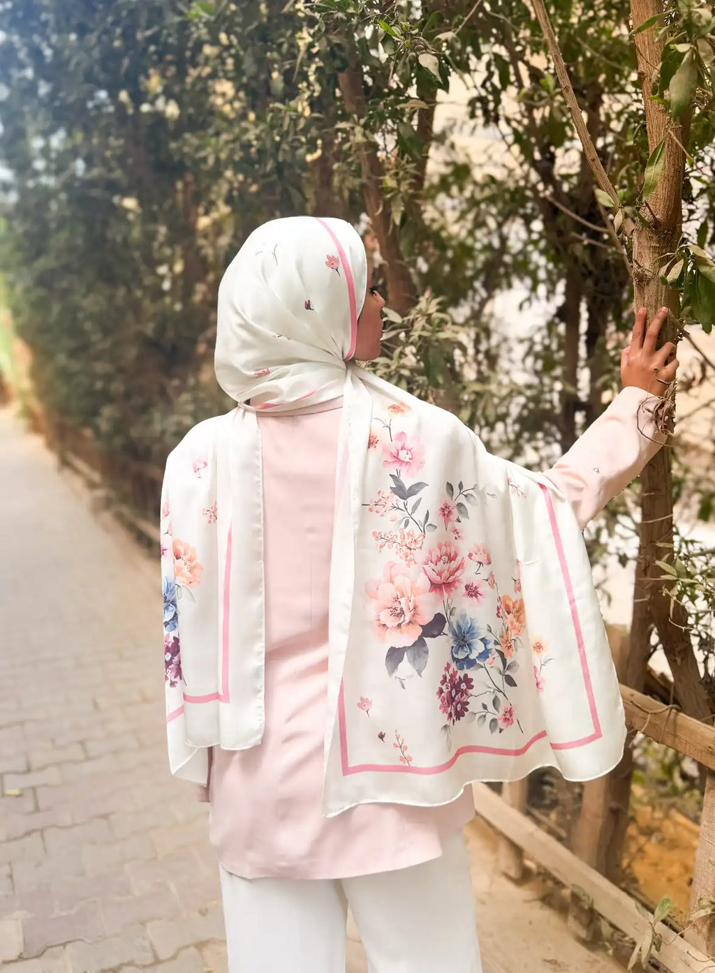 Grace – Premium Satin