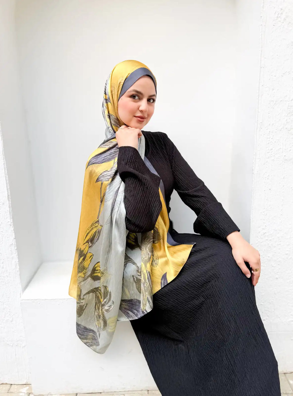 Aura – Premium Satin