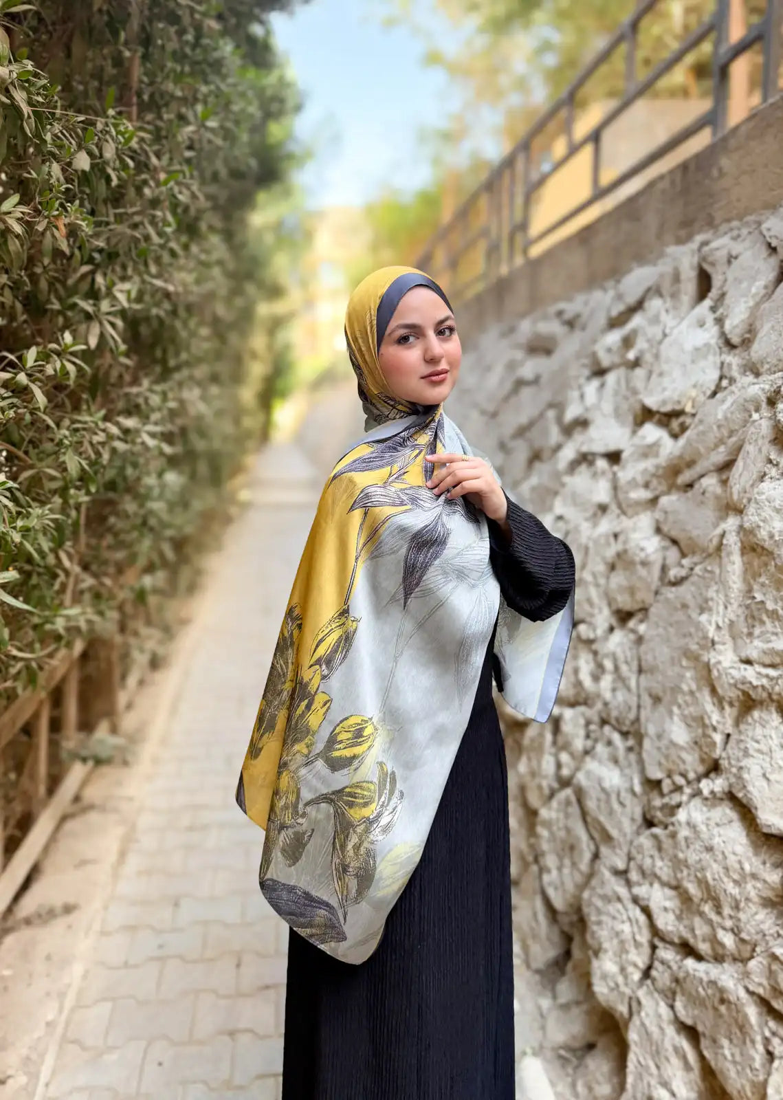 Aura – Premium Satin