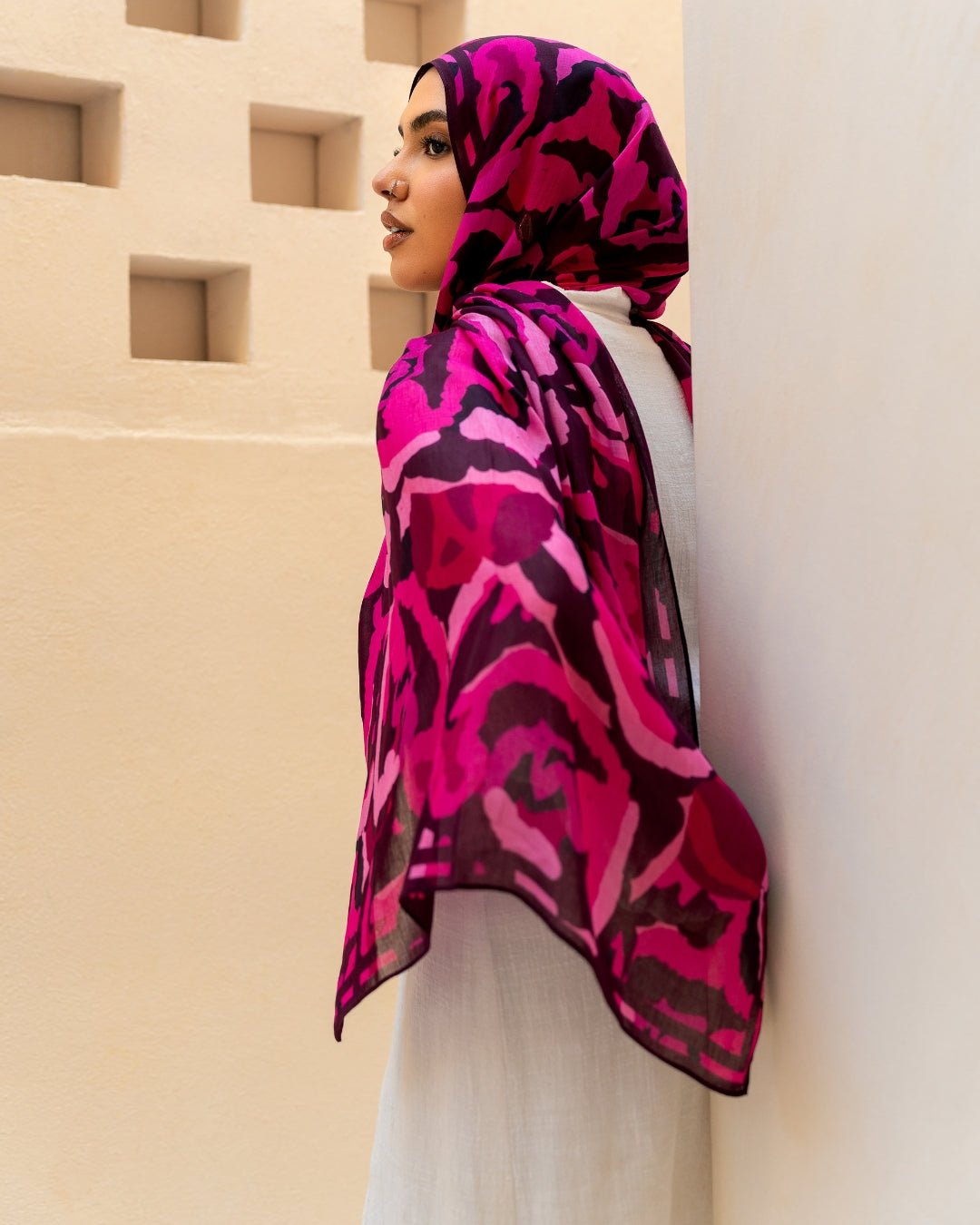 Crimson Whirl - Modal Hijab